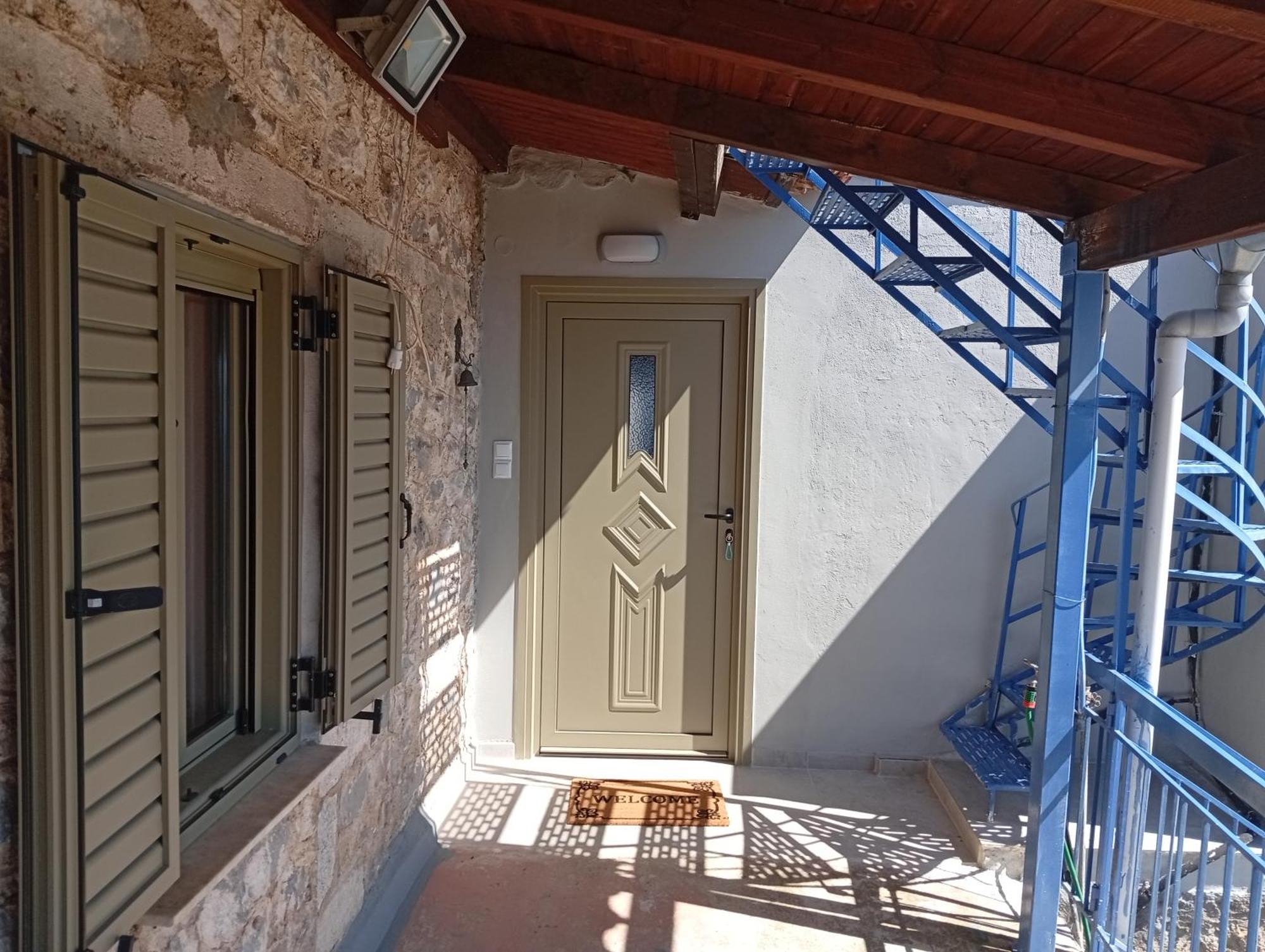 τhe Grandma's House Holiday home Tseria